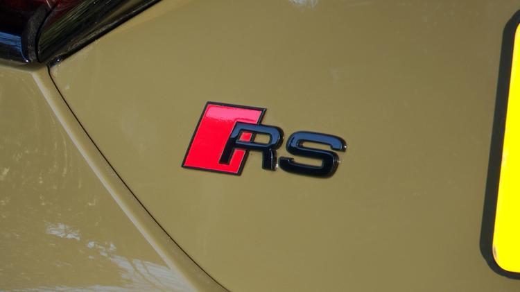 AUDI RS E-TRON GT SALOON 500kW 105kWh Carbon Vorsprung 4dr Auto